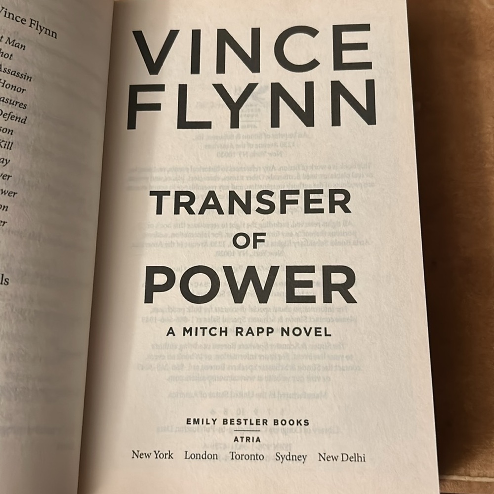 Book Transfer Of Power by Vince Flynn Novel - Picture 4 of 5